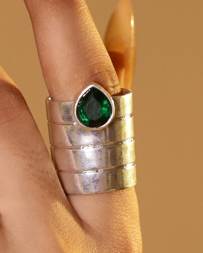 Ribbed Teardrop Band