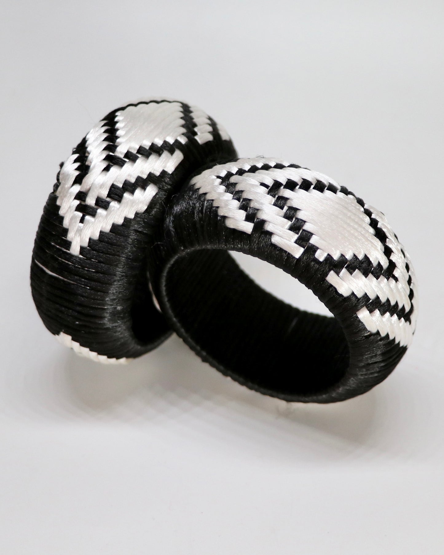 Noir Weave (single bangle)