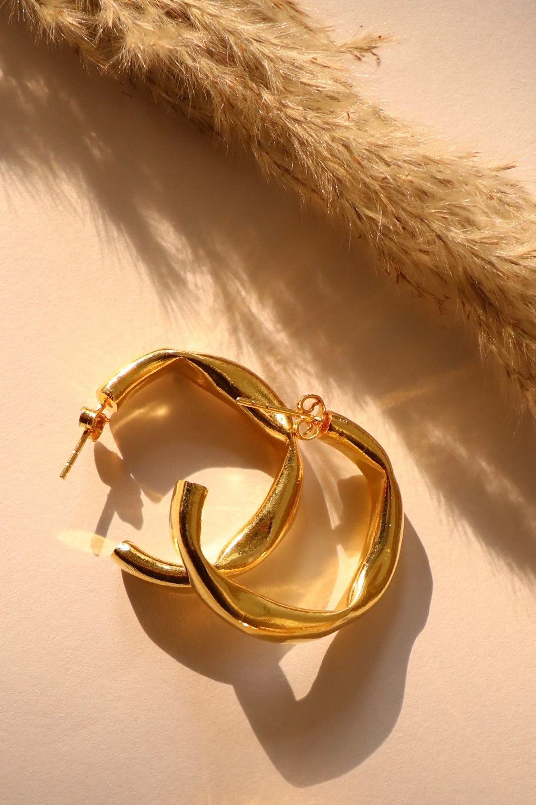 Gold Wavy Bangle and Hammered Hoops Combo
