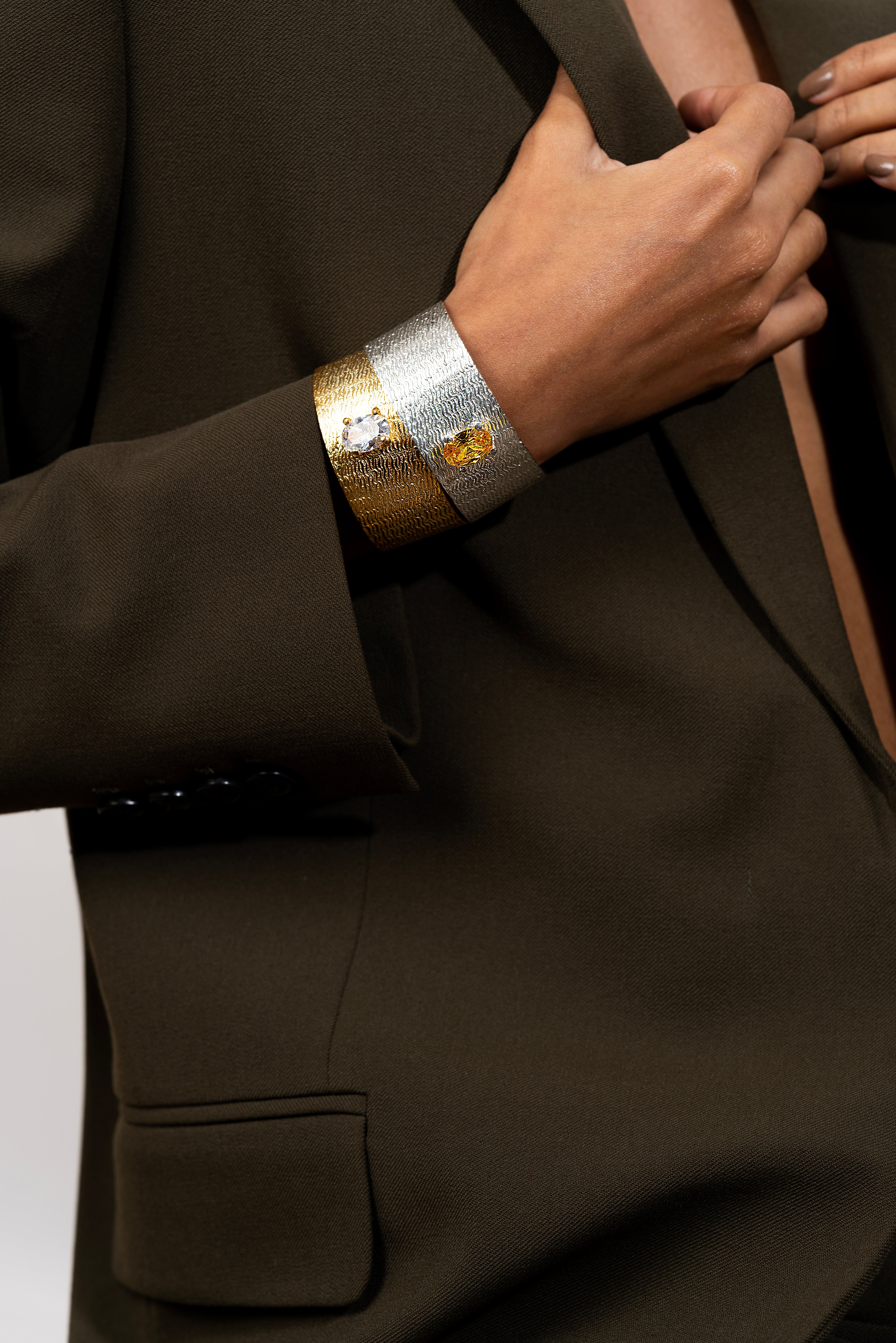 Textured Stone Hand Cuffs – Dashiastore